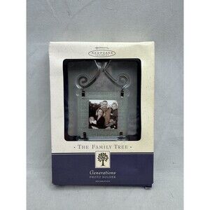 Hallmark Keepsake Family Tree Generations QP1326 Ornament Silver Photo Holder